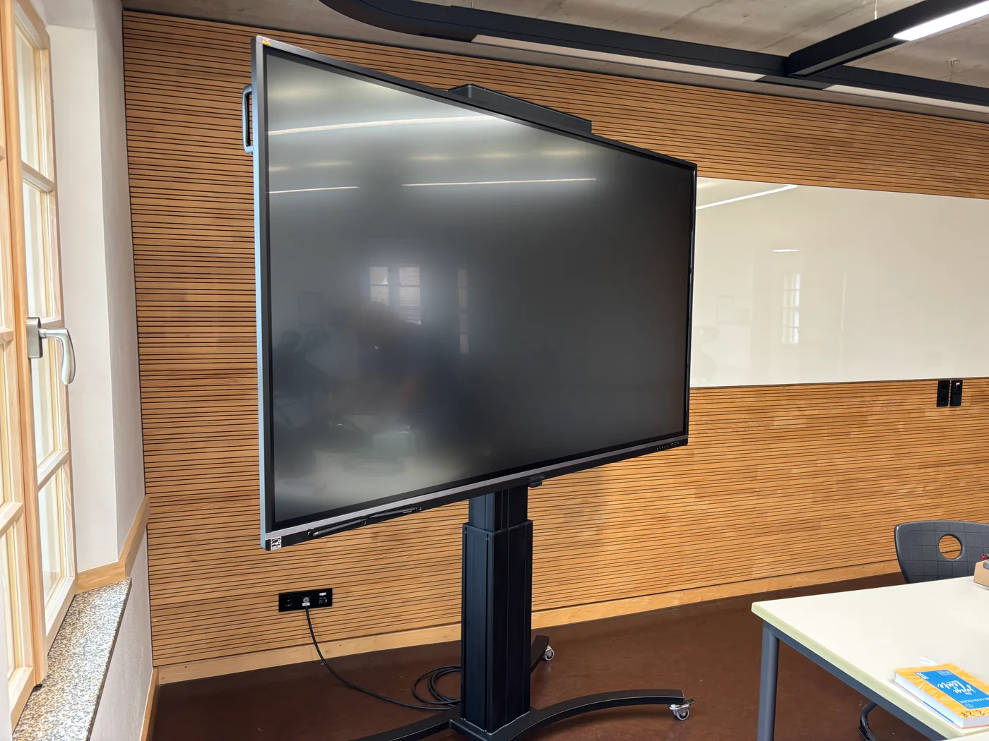 Display-Referenzbild 4