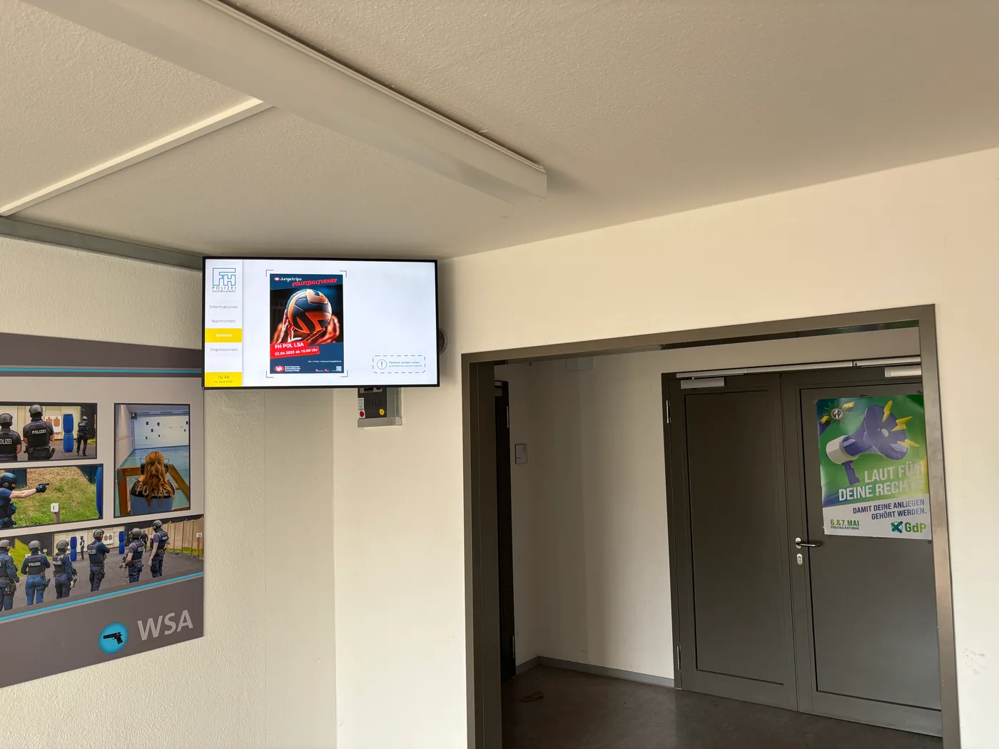 Digital Signage System Fachhochschule – Bild 4