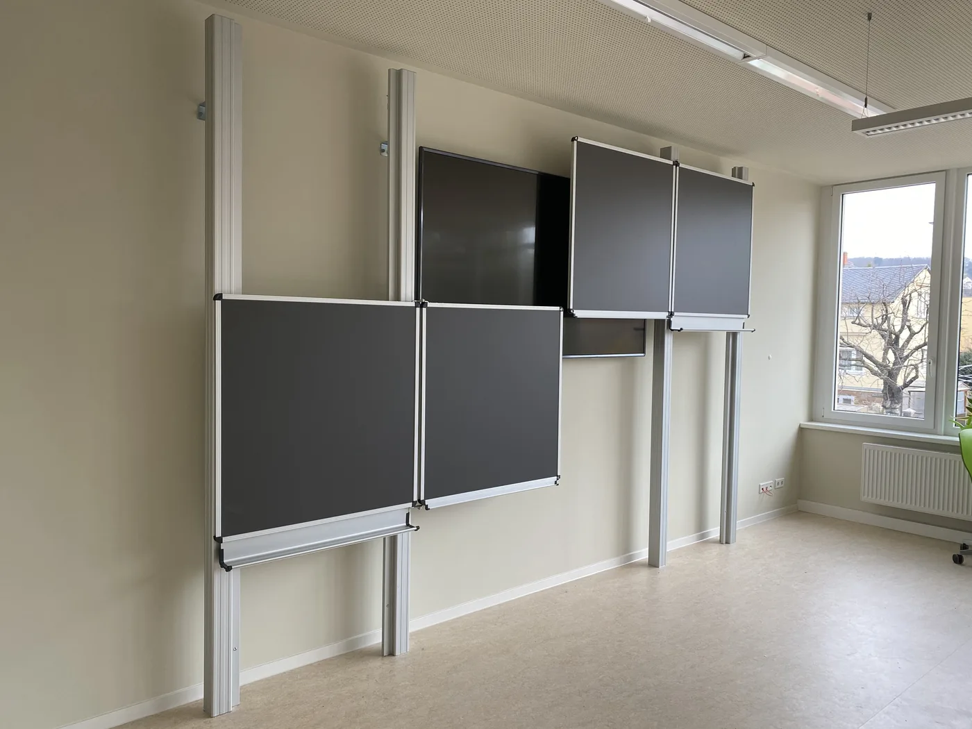 Evangelisches Schulzentrum Radebeul – Graue Tafelflügel – Bild 4